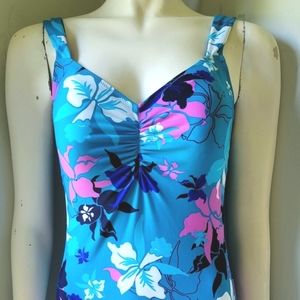 Triumph One-Piece XL Swimsuit